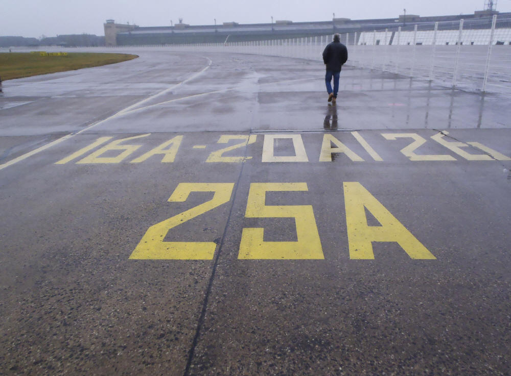 Henrik Rydahl  Jensen - Tempelhof